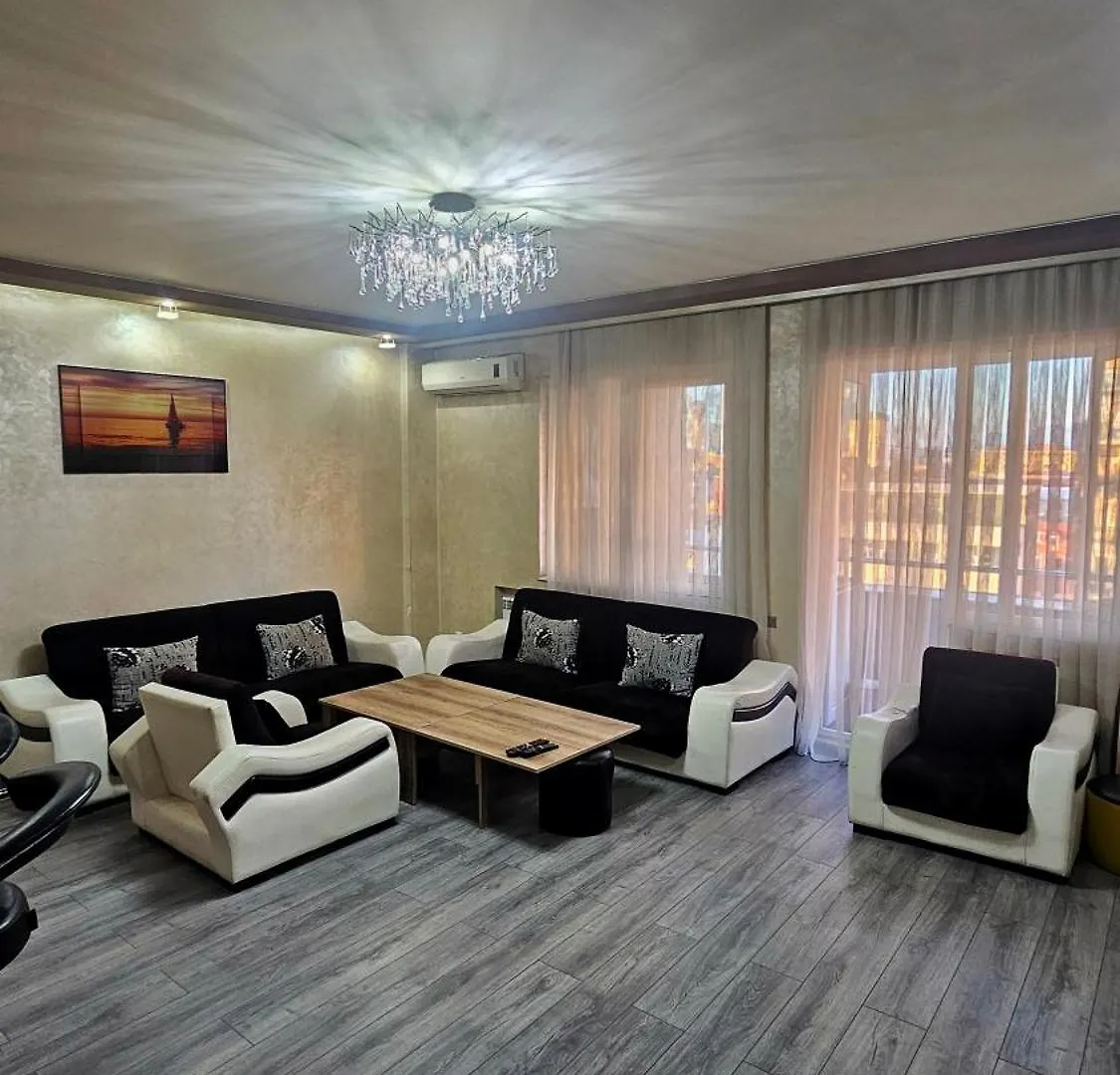 Nukri-2017 Apartment Batumi